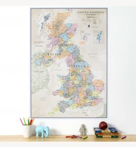 Medium UK Classic Wall Map (Laminated)